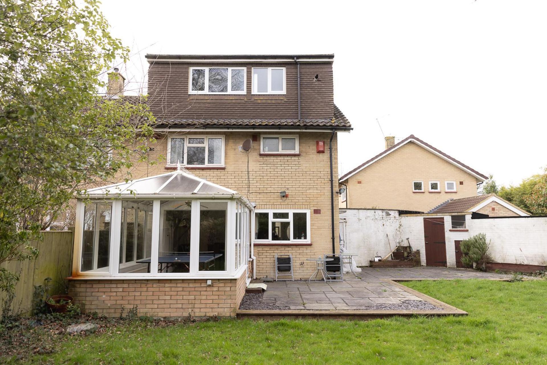 Ping-Pong Paradise Crawley  Exterior photo